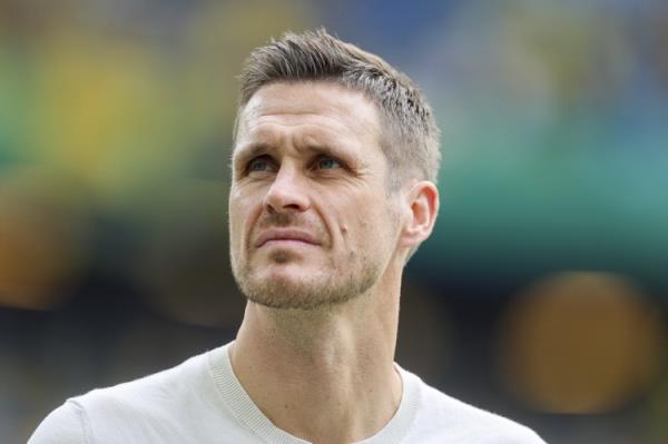 圖片報(bào):多特冬窗引援預(yù)算1000-1500萬歐,優(yōu)先補(bǔ)強(qiáng)防線&考慮租借